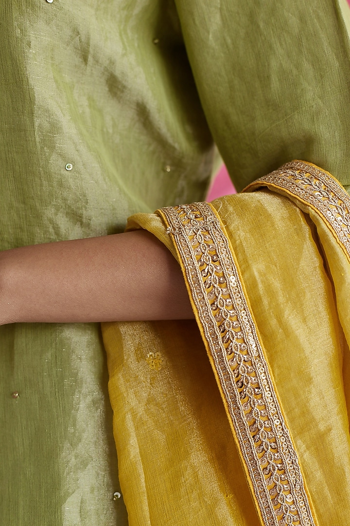 Gulab Pink Chanderi Gharara Set by Shorshe Clothing at Pernia's Pop Up Shop