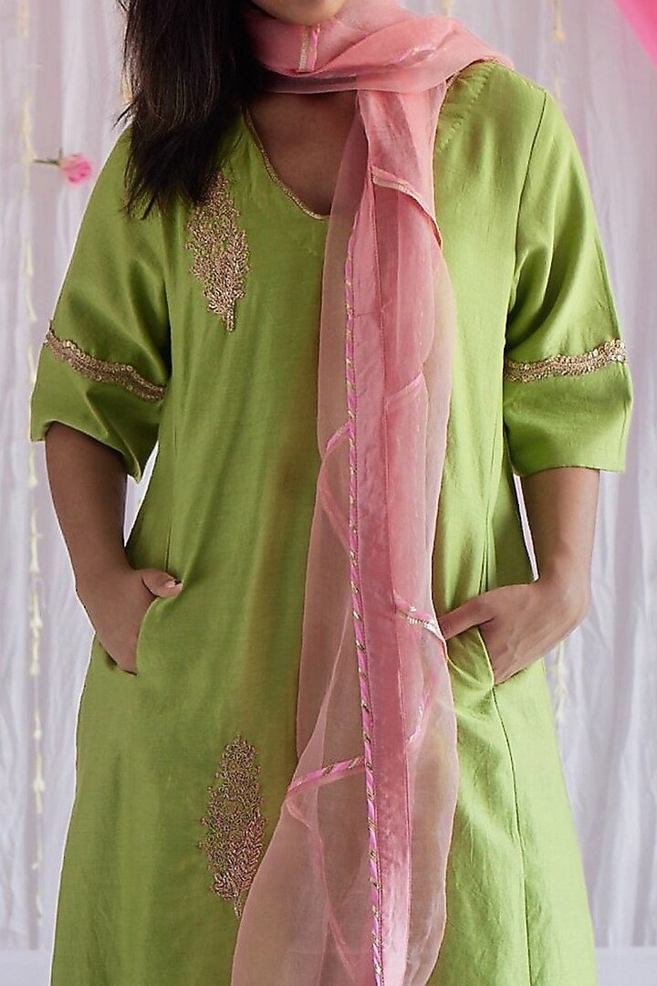Citrus Green Chanderi Kurta Set by Shorshe Clothing at Pernia's Pop Up Shop