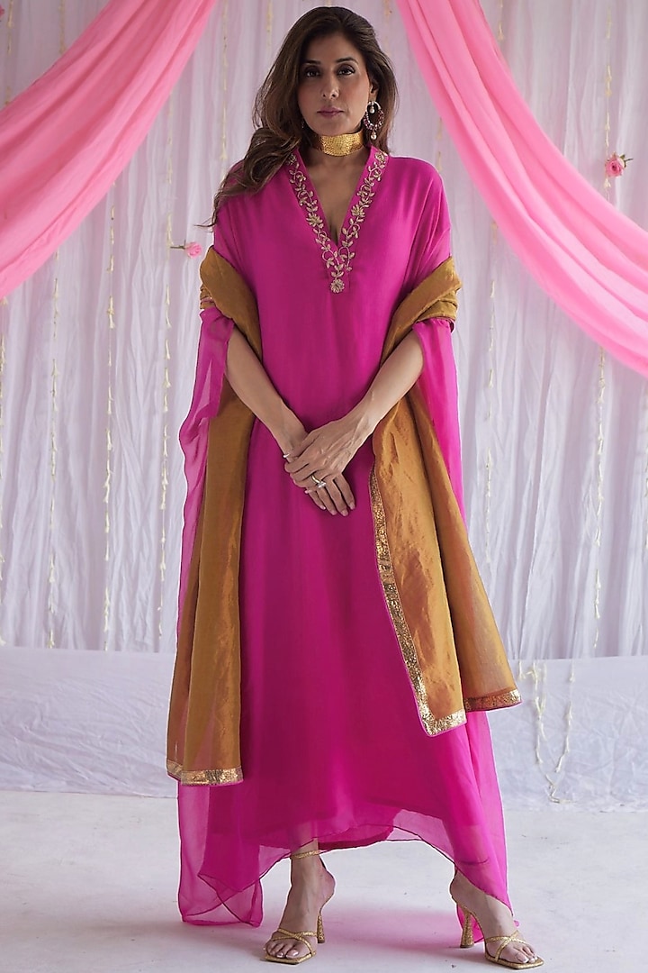 Fuchsia Pink Embroidered Kaftan by Shorshe Clothing