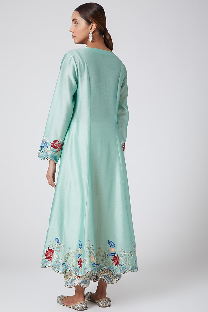 Mint Green & White Embroidered Kurta Set by Samant Chauhan at Pernia's Pop Up Shop