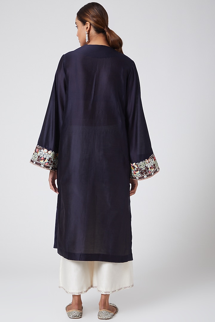 Navy Blue & White Embroidered Kurta Set by Samant Chauhan at Pernia's Pop Up Shop