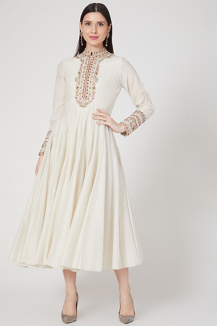 Ivory Embroidered Wedding Anarkali by Samant Chauhan at Pernia's Pop Up Shop