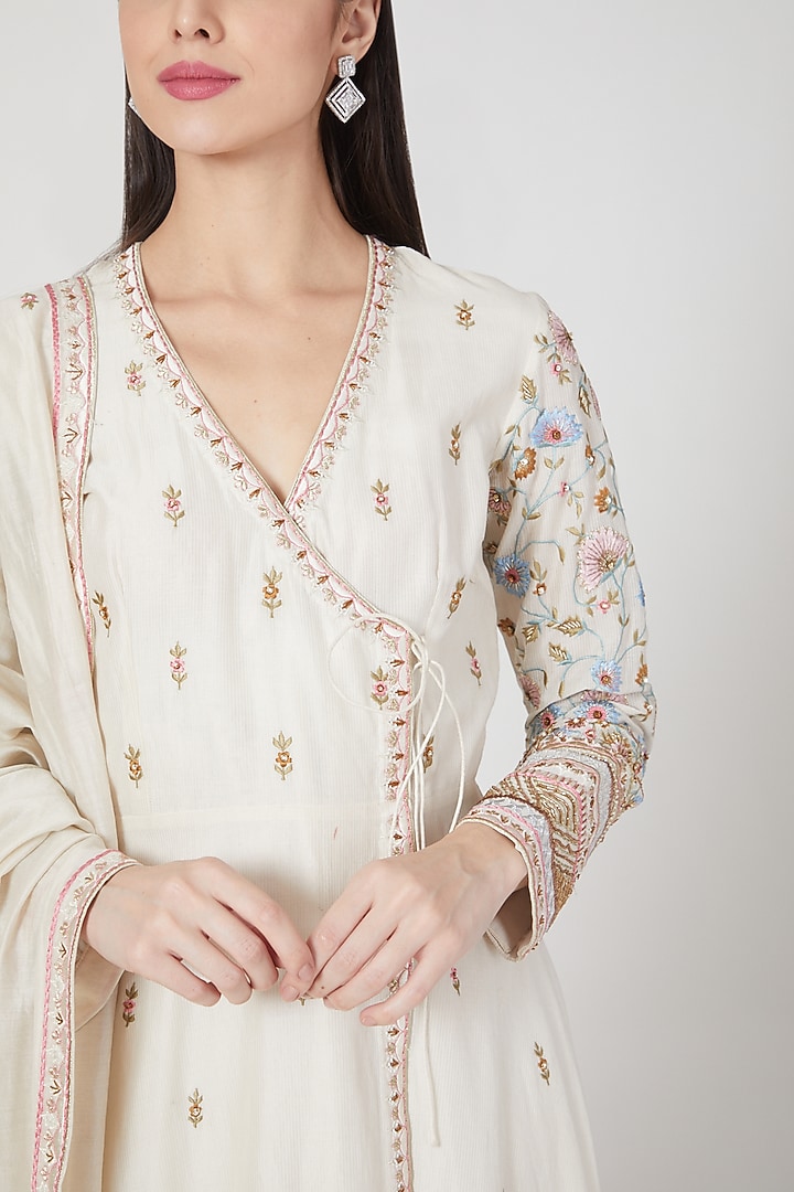 Ivory Embroidered Overlapped Jacket Set by Samant Chauhan at Pernia's Pop Up Shop