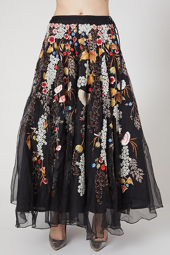 Black Embroidered Bridal Lehenga Set by Samant Chauhan at Pernia's Pop Up Shop