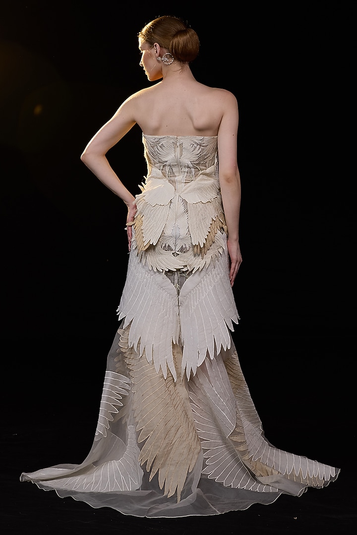 Grey Cotton Silk Embroidered Wedding Gown by Samant Chauhan at Pernia's Pop Up Shop