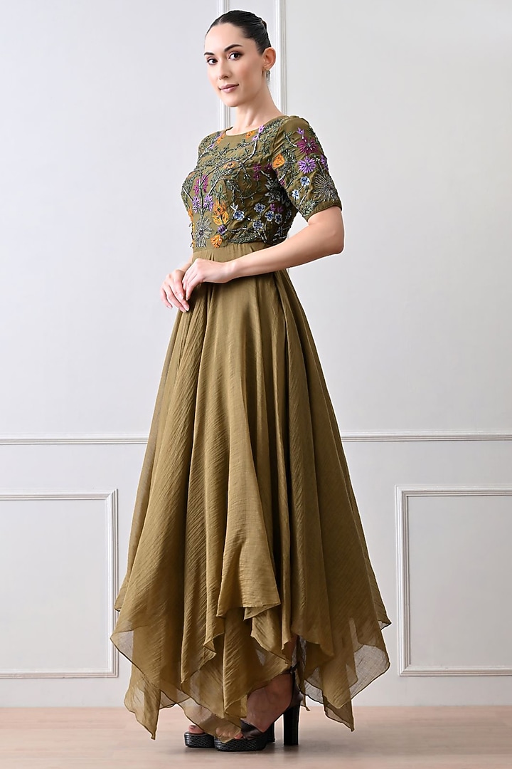 Green Shimmer Floral Embroidered Wedding Anarkali by Samant Chauhan at Pernia's Pop Up Shop