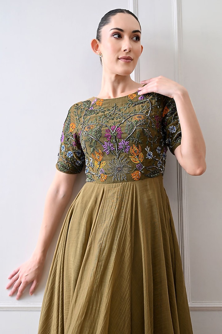 Green Shimmer Floral Embroidered Wedding Anarkali by Samant Chauhan at Pernia's Pop Up Shop