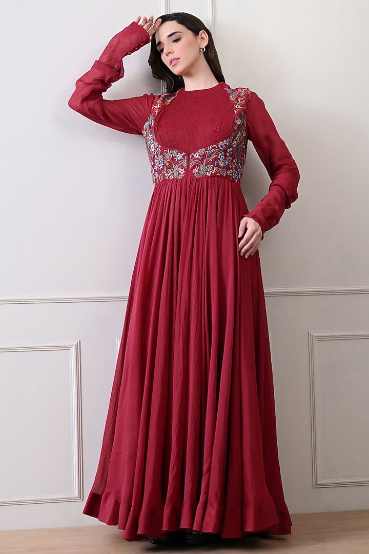 Maroon Chanderi Floral Embroidered Wedding Anarkali by Samant Chauhan at Pernia's Pop Up Shop