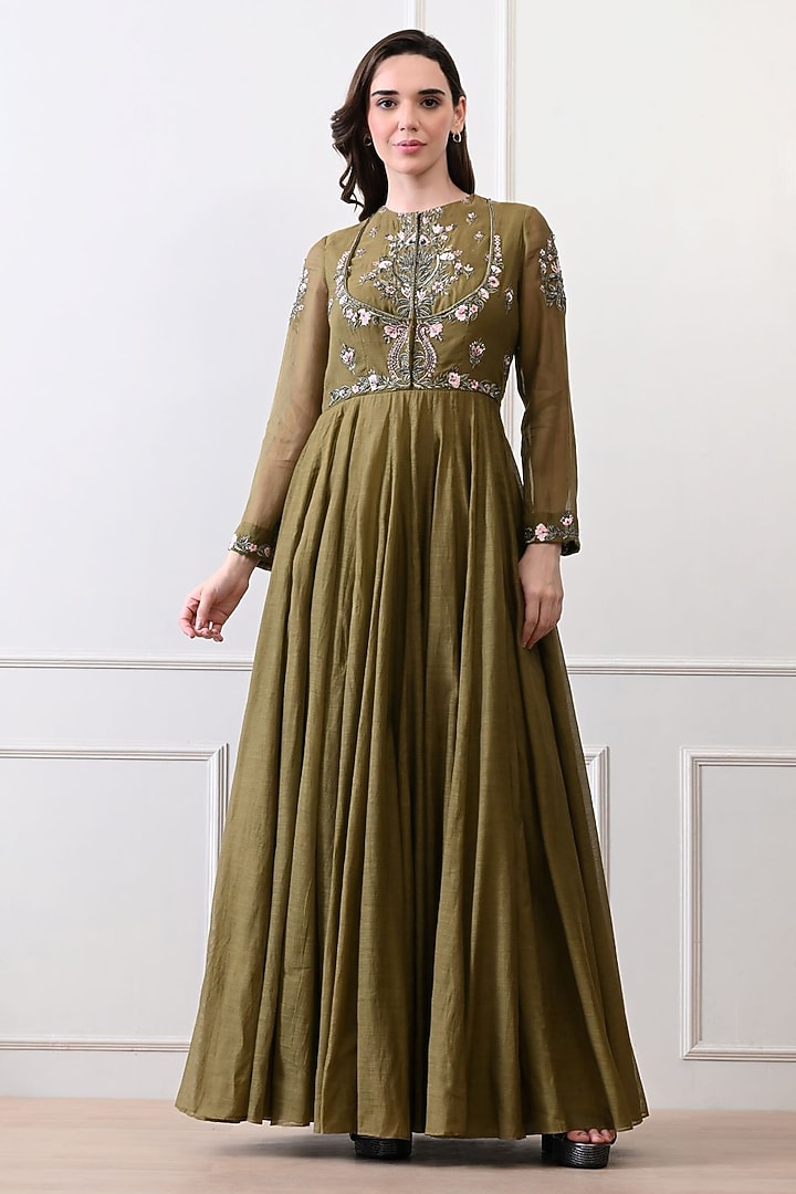 Green Organza Floral Embroidered Wedding Anarkali by Samant Chauhan at Pernia's Pop Up Shop