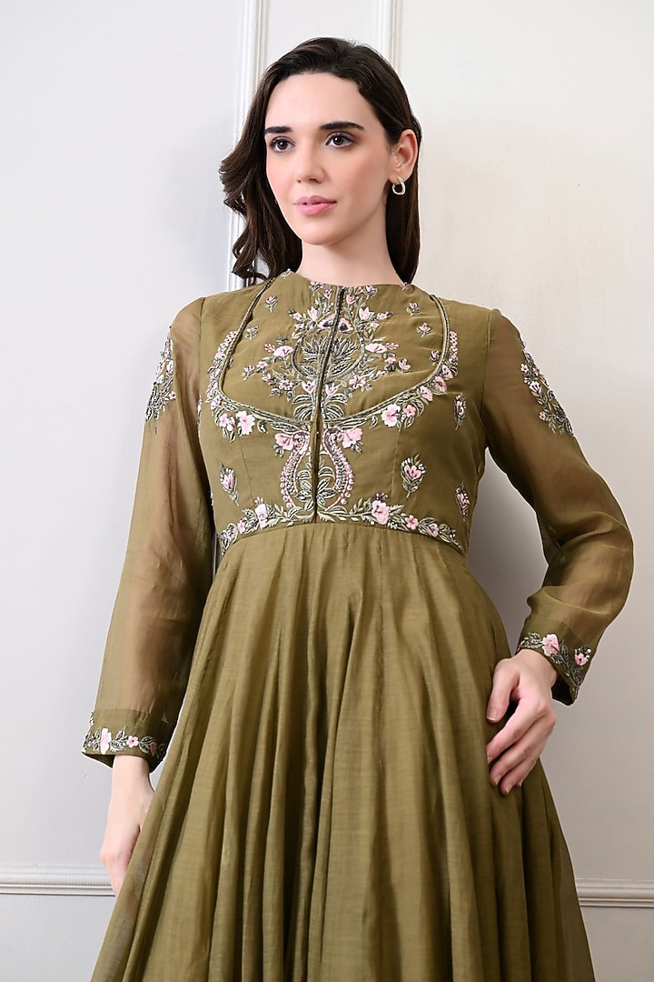 Green Organza Floral Embroidered Wedding Anarkali by Samant Chauhan at Pernia's Pop Up Shop