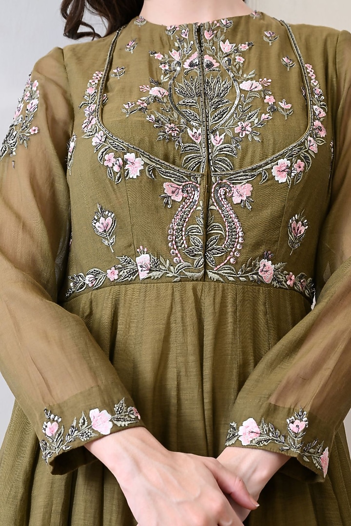 Green Organza Floral Embroidered Wedding Anarkali by Samant Chauhan at Pernia's Pop Up Shop