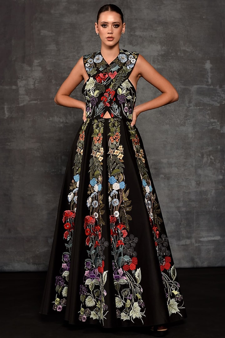 Black Cotton Silk Embroidered Wedding Gown by Samant Chauhan at Pernia's Pop Up Shop