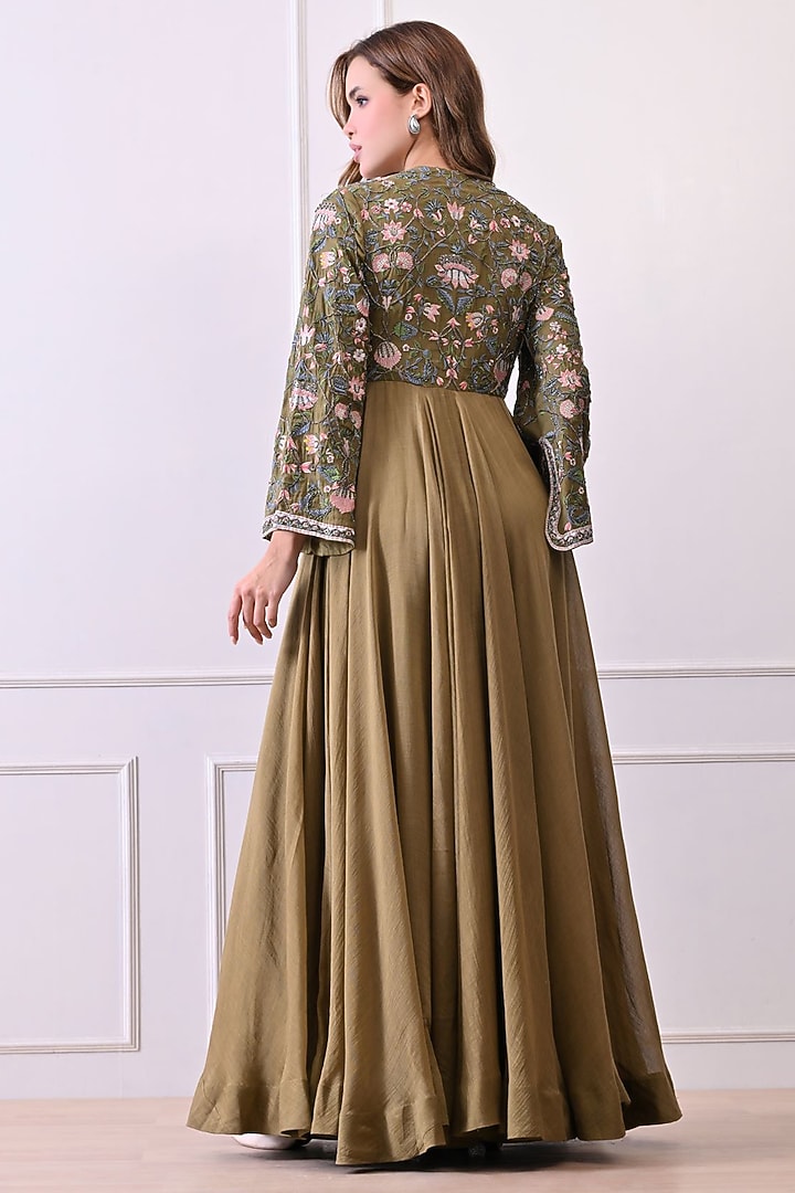 Green Organza Floral Embroidered Wedding Anarkali by Samant Chauhan at Pernia's Pop Up Shop
