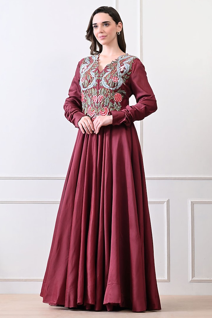 Maroon Chanderi Floral Embroidered Wedding Anarkali by Samant Chauhan at Pernia's Pop Up Shop
