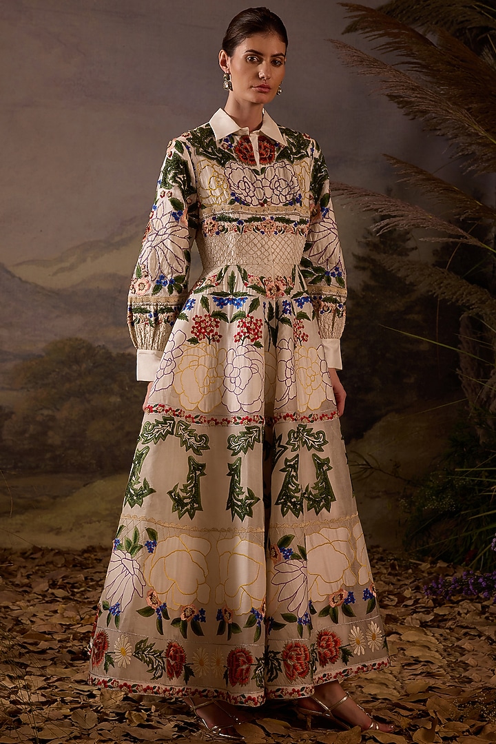 Off-White Linen Silk Embroidered Bridal Gown by Samant Chauhan at Pernia's Pop Up Shop