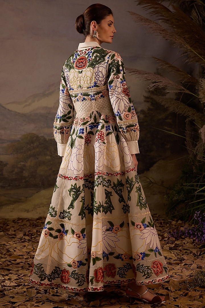 Off-White Linen Silk Embroidered Bridal Gown by Samant Chauhan at Pernia's Pop Up Shop
