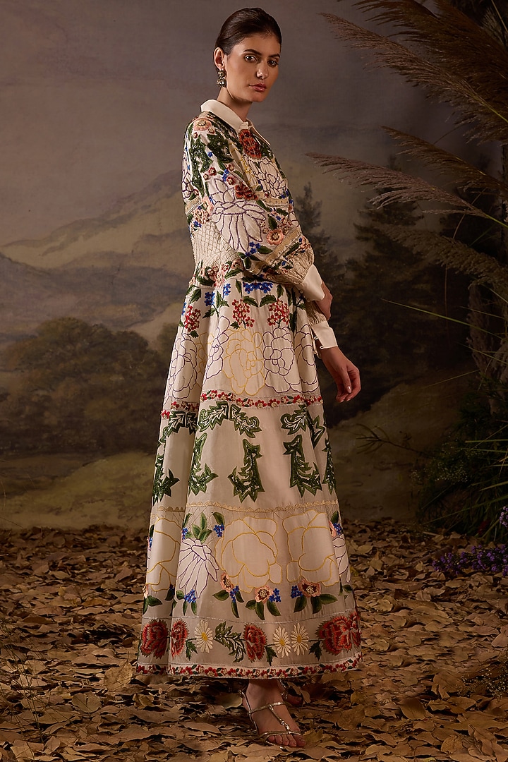 Off-White Linen Silk Embroidered Bridal Gown by Samant Chauhan at Pernia's Pop Up Shop