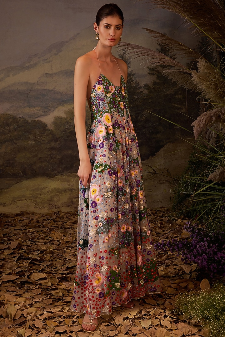 Off-White Organza Silk Embroidered Bridal Gown by Samant Chauhan at Pernia's Pop Up Shop