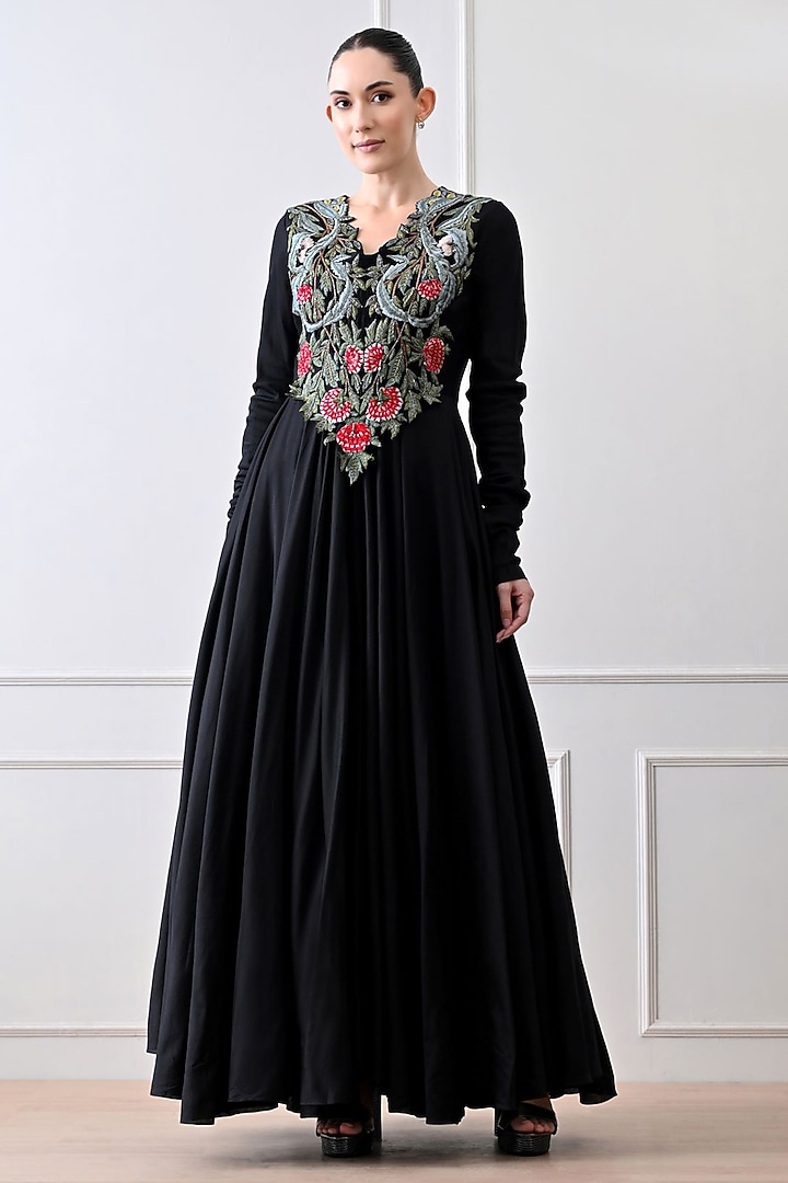 Black Chanderi Floral Embroidered Wedding Anarkali by Samant Chauhan at Pernia's Pop Up Shop