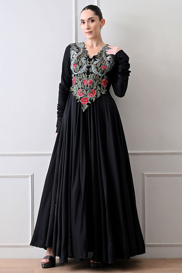 Black Chanderi Floral Embroidered Wedding Anarkali by Samant Chauhan at Pernia's Pop Up Shop