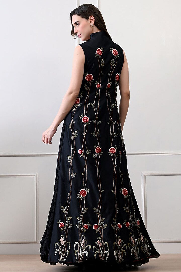 Black Cotton Silk Embroidered Skirt Set by Samant Chauhan at Pernia's Pop Up Shop