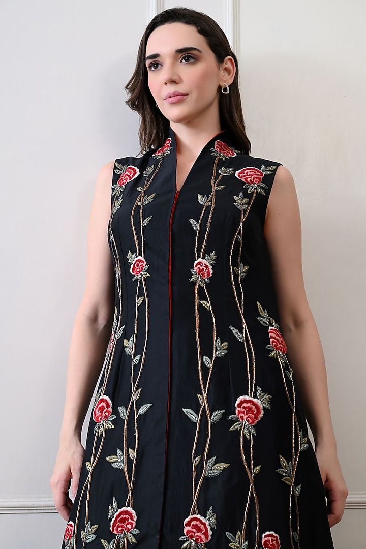 Black Cotton Silk Embroidered Skirt Set by Samant Chauhan at Pernia's Pop Up Shop