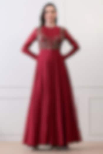 Maroon Chanderi & Cotton Floral Embroidered Wedding Anarkali by Samant Chauhan at Pernia's Pop Up Shop