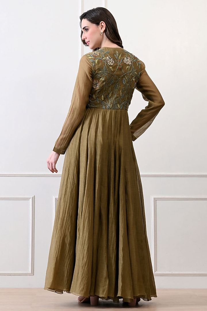 Green Chanderi & Cotton Floral Embroidered Wedding Anarkali by Samant Chauhan at Pernia's Pop Up Shop