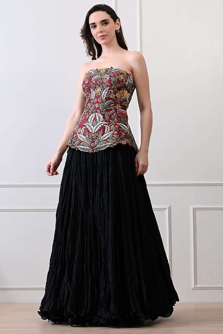 Black Organza & Chanderi Skirt Set by Samant Chauhan at Pernia's Pop Up Shop