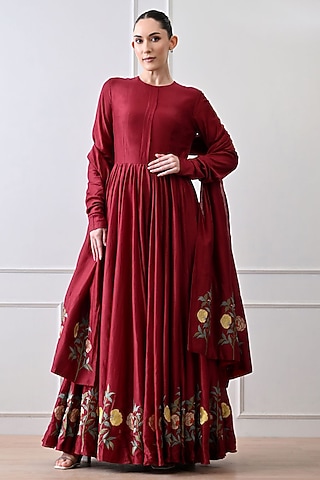 Maroon Chanderi Silk Thread Work Anarkali Set by Samant Chauhan
