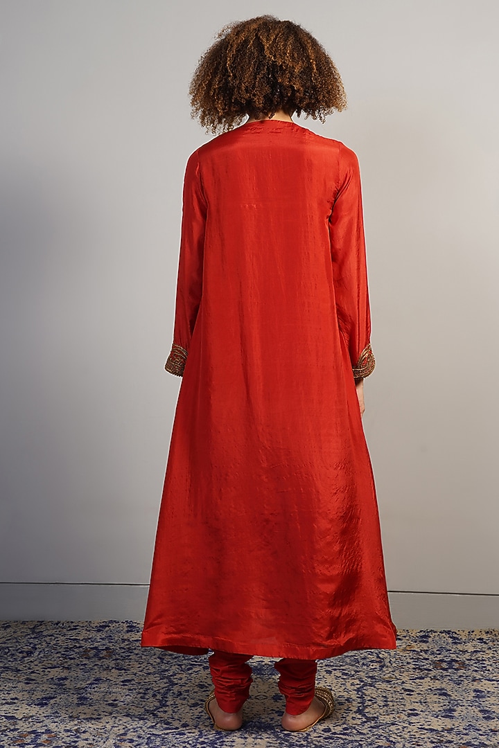 Red Tabby Silk Zardosi Embroidered Kurta Set by Samant Chauhan at Pernia's Pop Up Shop