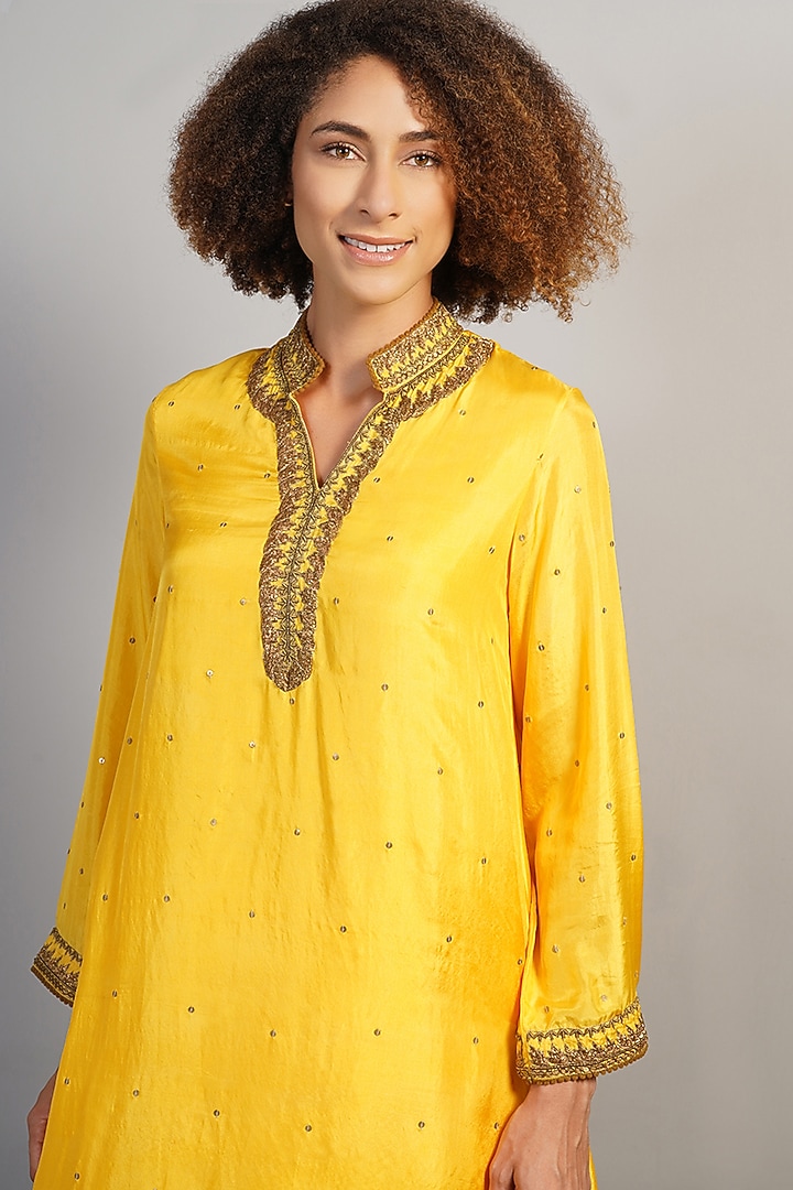 Vibrant Sunshine Yellow Tabby Silk Zardosi Embroidered Kurta Set by Samant Chauhan at Pernia's Pop Up Shop