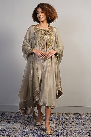 Buy Golden Punjabi Suit for Women Online from India's Luxury Designers 2026