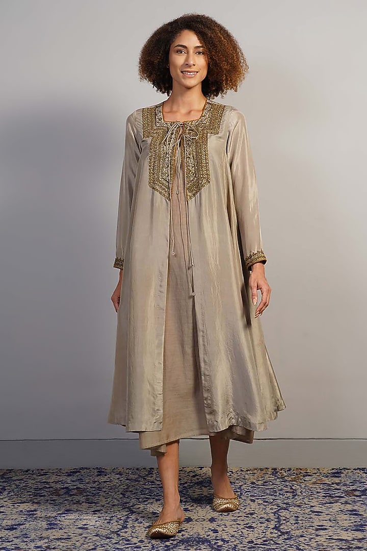 Soft Champagne Gold Tabby Silk Zardosi Embroidered Kurta Set by Samant Chauhan at Pernia's Pop Up Shop