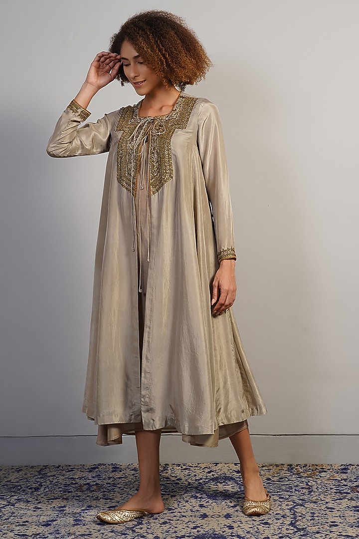 Soft Champagne Gold Tabby Silk Zardosi Embroidered Kurta Set by Samant Chauhan at Pernia's Pop Up Shop