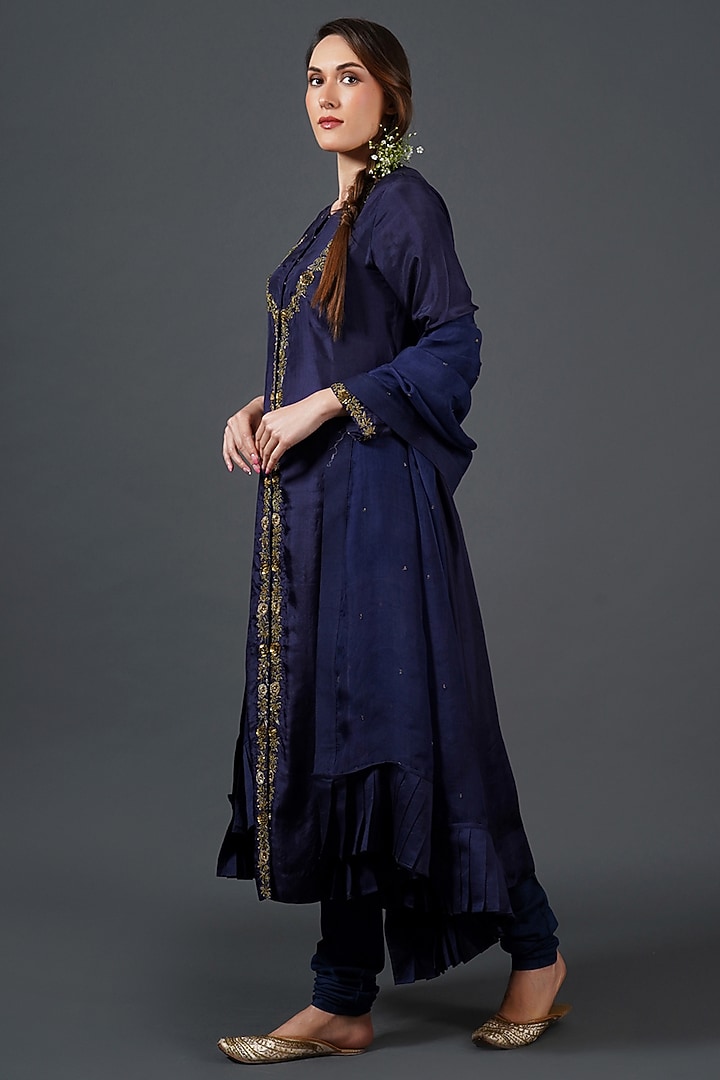 Midnight Blue Tabby Silk Zardosi Embroidered Kurta Set by Samant Chauhan at Pernia's Pop Up Shop