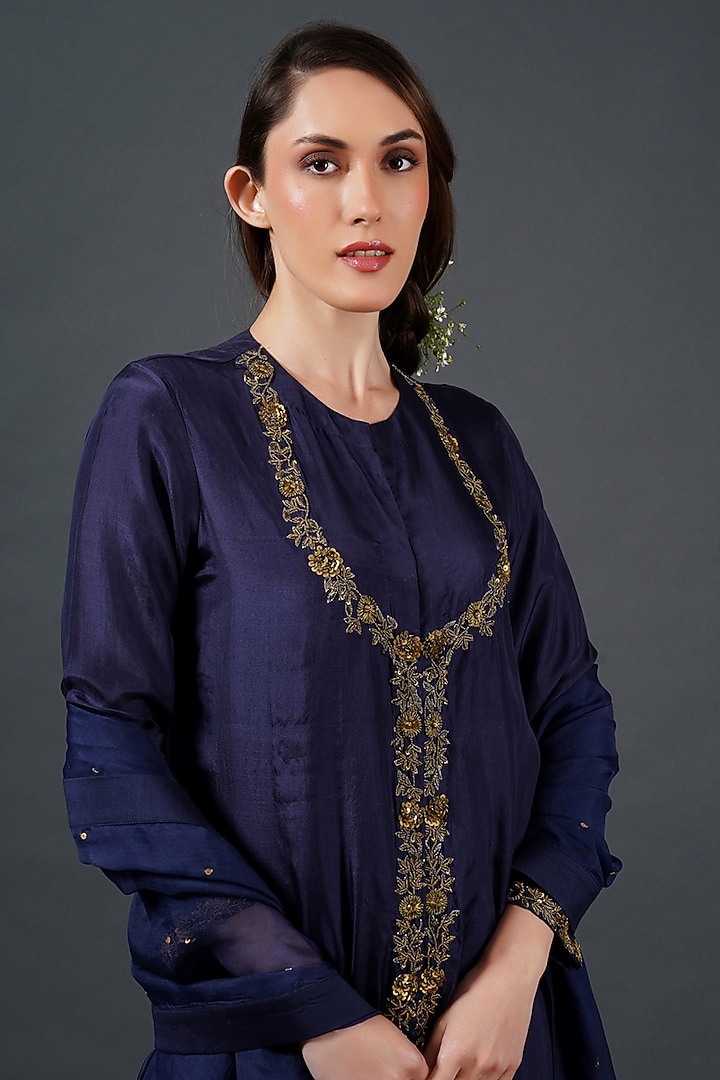 Midnight Blue Tabby Silk Zardosi Embroidered Kurta Set by Samant Chauhan at Pernia's Pop Up Shop