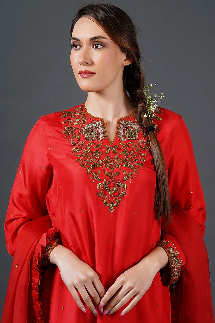 Red Tabby Silk Zardosi Embroidered Kurta Set by Samant Chauhan at Pernia's Pop Up Shop