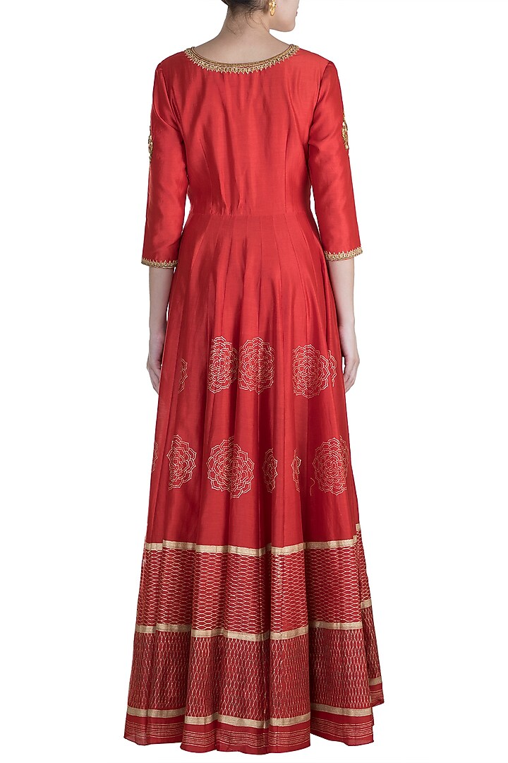Red Embroidered Wedding Anarkali With Printed Dupatta by Samant Chauhan at Pernia's Pop Up Shop