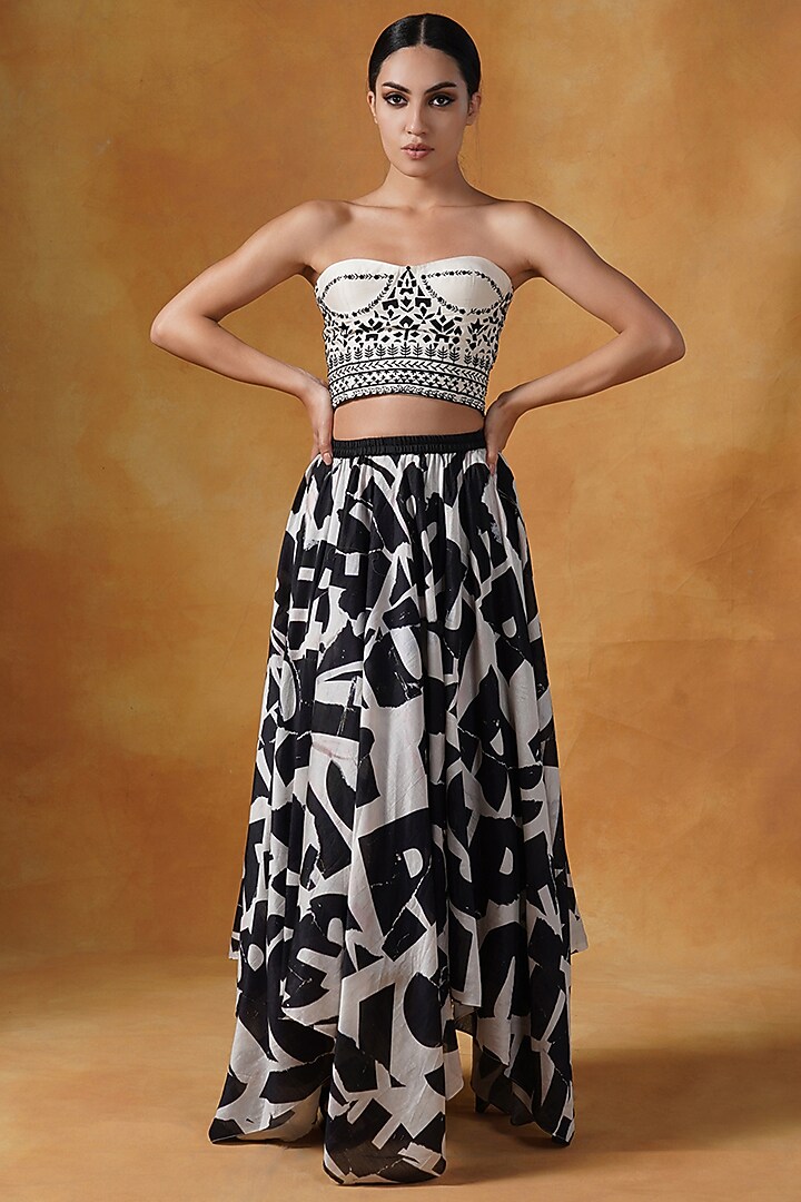Black & White Cotton Silk Printed Skirt Set by Samant Chauhan at Pernia's Pop Up Shop