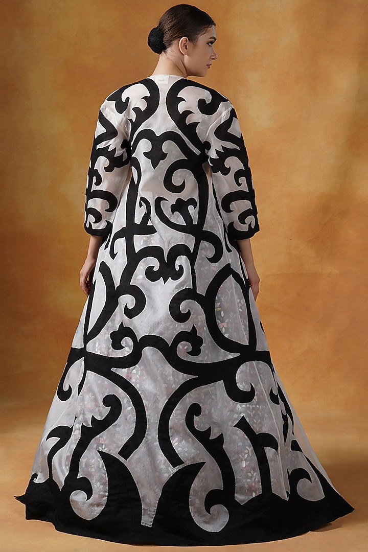 Black Cotton Silk Embroidered Skirt Set by Samant Chauhan at Pernia's Pop Up Shop
