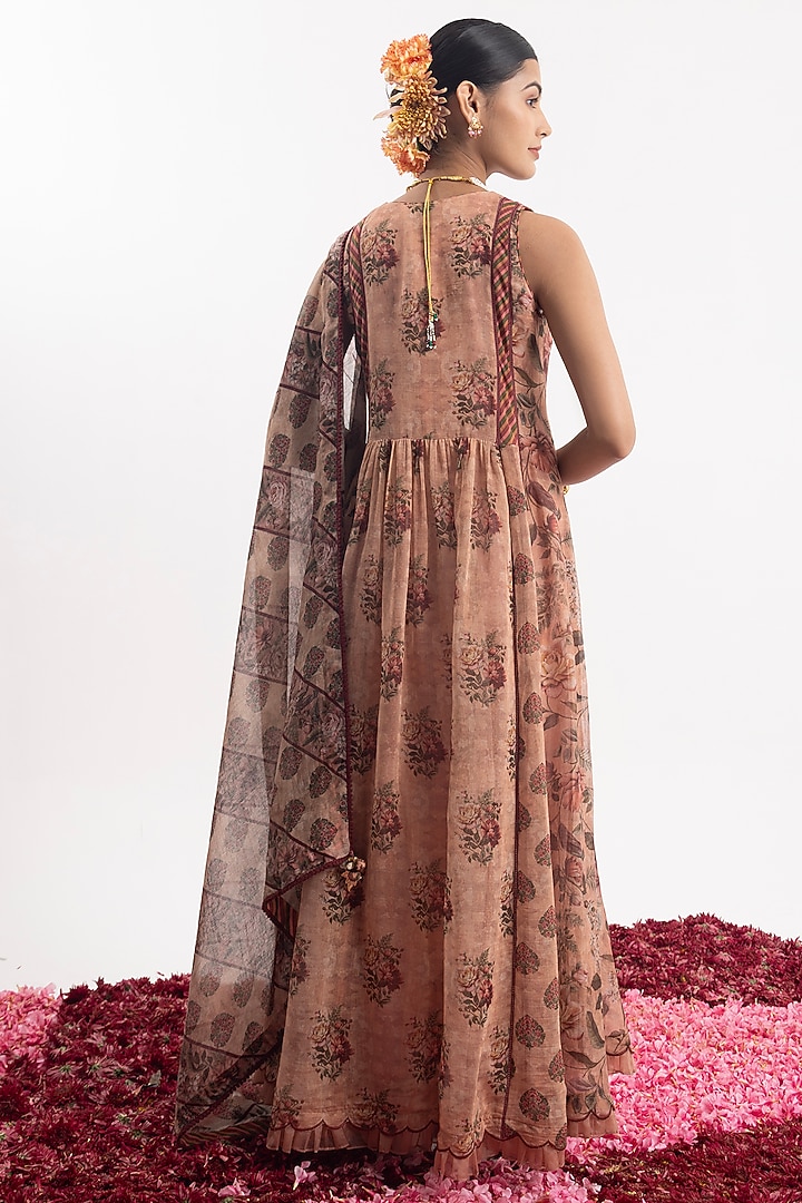 Peach Cotton Silk Chanderi Digital Printed Kurta Set by Samant Chauhan at Pernia's Pop Up Shop