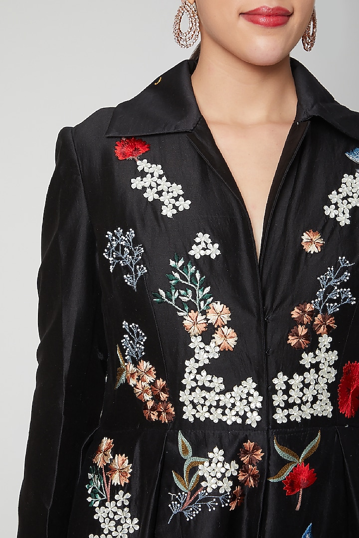 Black Thread Embroidered Gown by Samant Chauhan at Pernia's Pop Up Shop