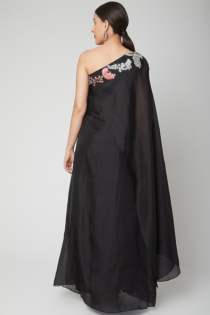Black Embroidered Trail Gown by Samant Chauhan at Pernia's Pop Up Shop