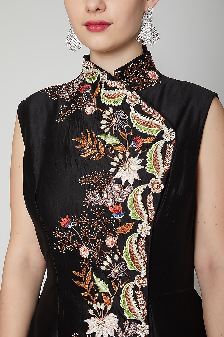 Black Floral Embroidered Gown by Samant Chauhan at Pernia's Pop Up Shop