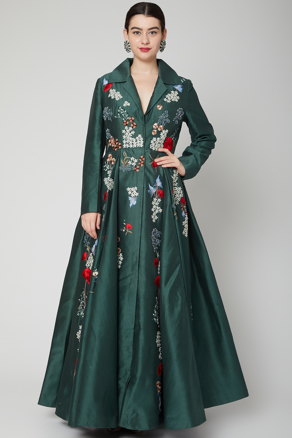 Elegant Double-Breasted Waisted Long Winter Coats For Business Women | Long  coat women, Coat fashion, Beautiful dresses