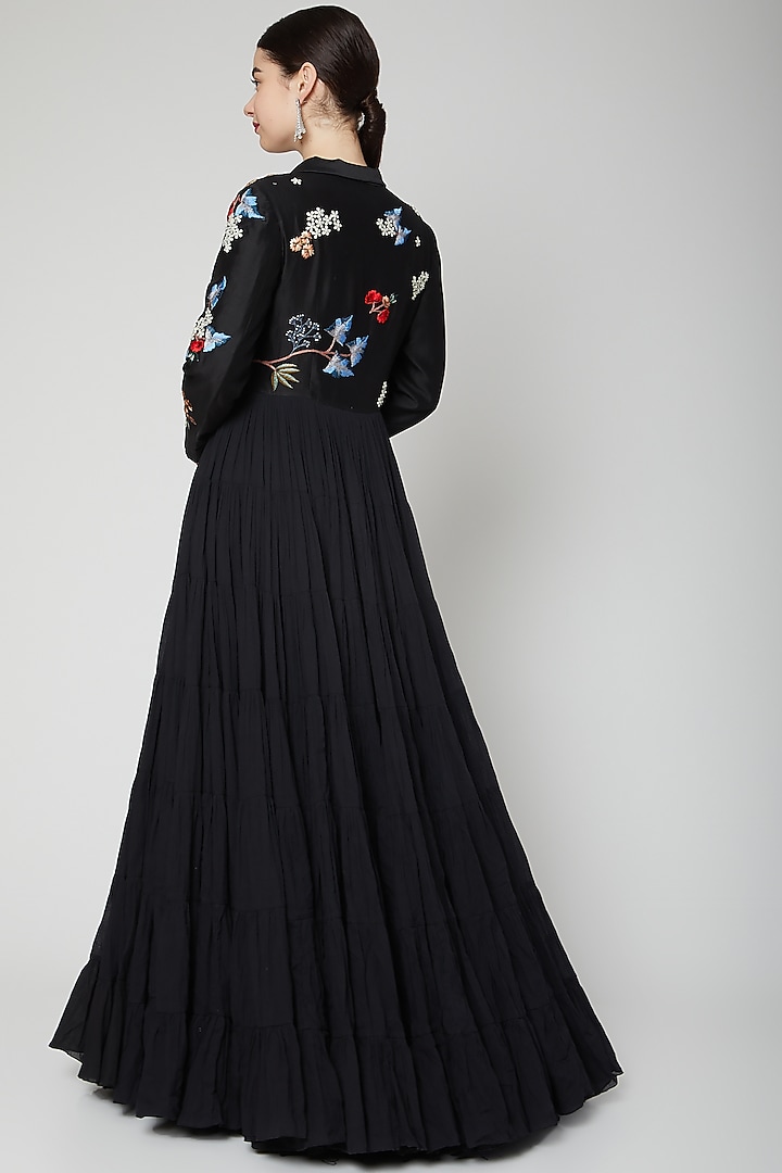 Black Embroidered Long Ghera Gown by Samant Chauhan at Pernia's Pop Up Shop