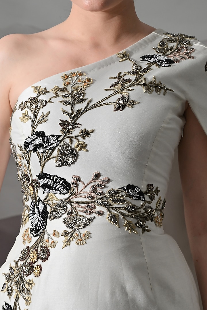 Ivory Cotton Silk Embroidered One-Shoulder Wedding Gown by Samant Chauhan at Pernia's Pop Up Shop