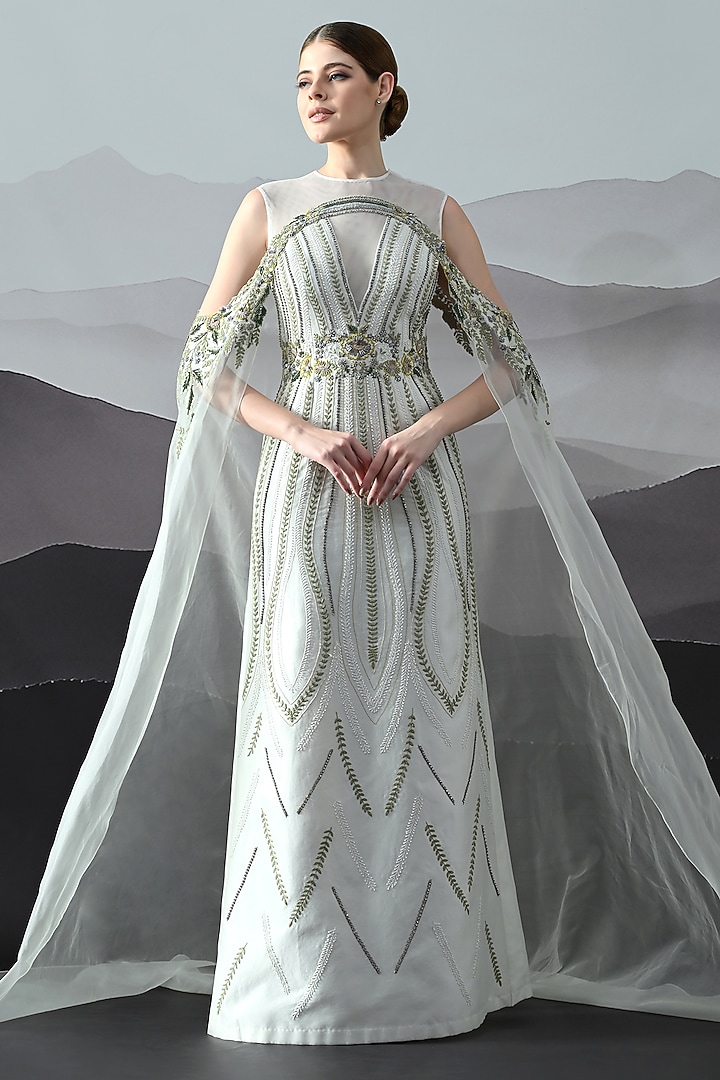 Ivory Organza & Cotton Silk Hand Embroidered Structured Wedding Gown by Samant Chauhan at Pernia's Pop Up Shop