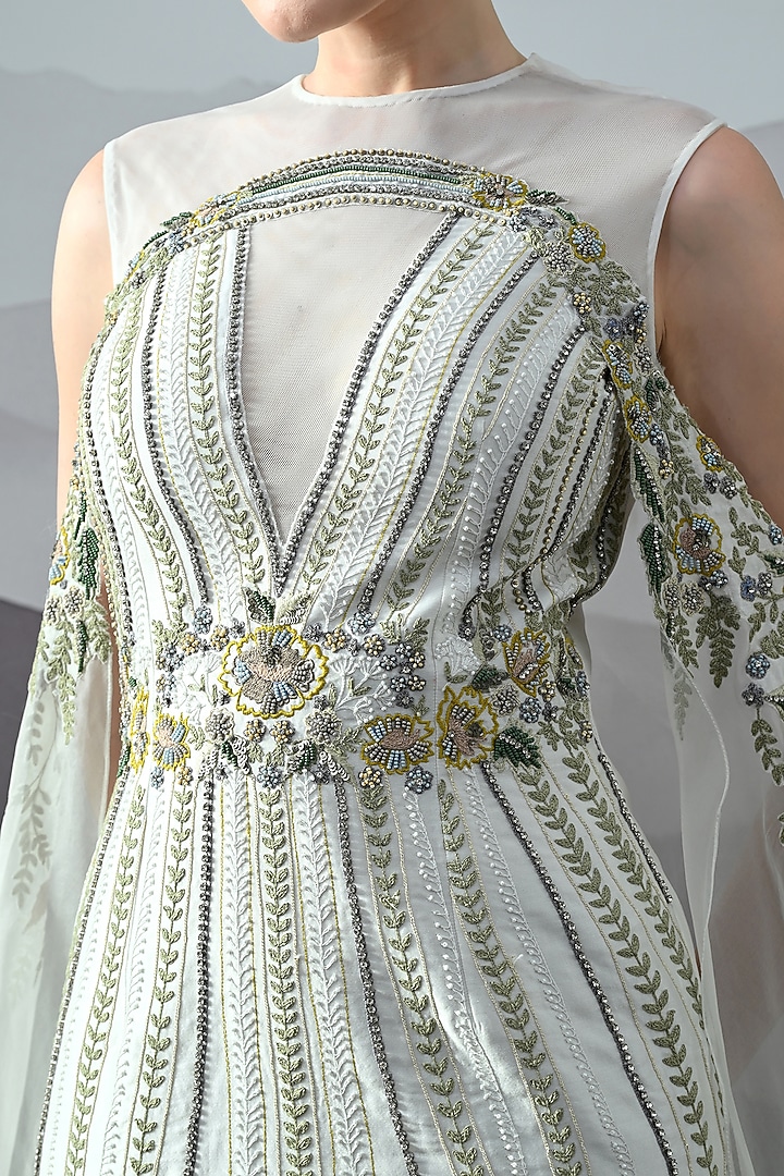 Ivory Organza & Cotton Silk Hand Embroidered Structured Wedding Gown by Samant Chauhan at Pernia's Pop Up Shop